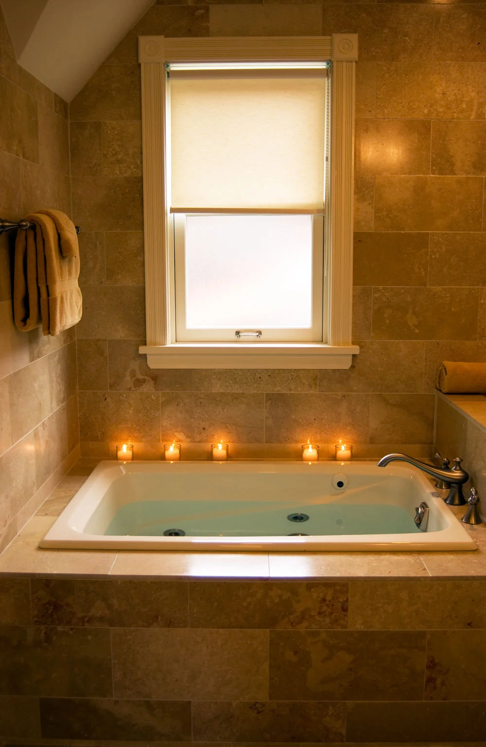 Bathroom - Victorian Cottage